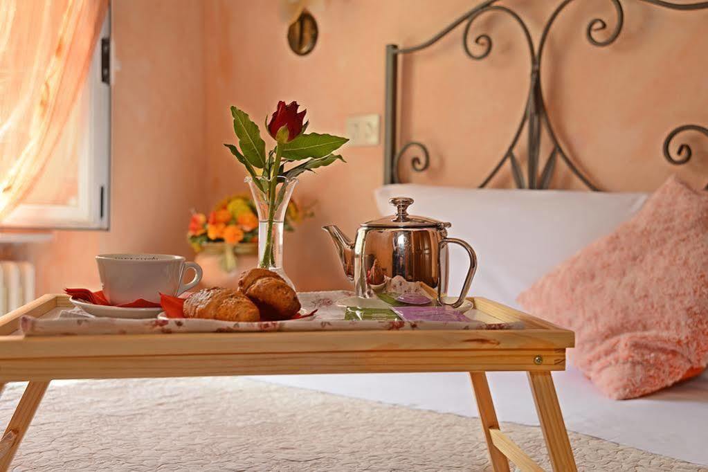 Bed and Breakfast Meuble Evoe Montepulciano Stazione Exteriér fotografie